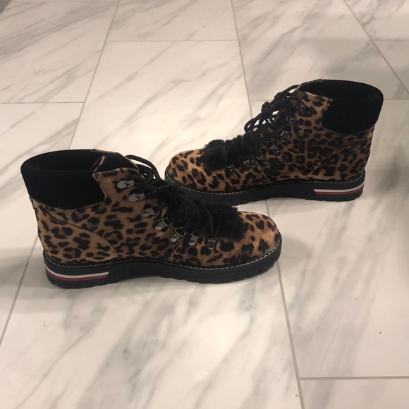 tommy hilfiger womens leopard shoes